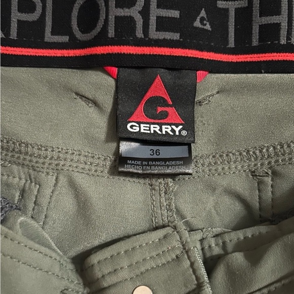 Mens Gerry 5 Pocket Adjustable Waist Cargo Shorts Size 36 Stretch - Picture 5 of 5